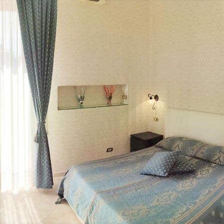 ナポリ Toledo Bed & Breakfast エクステリア 写真
